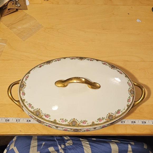 Vintage Michelaud Limoges Made in France 13 inch lidded serving dish - Picture 5 of 13